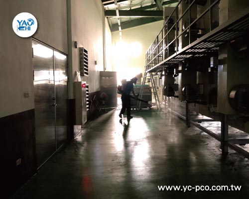 工廠有跳蚤 - 工廠作業機台底部也不能忽略